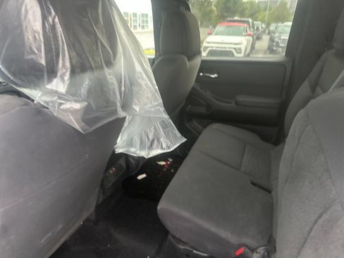 Used 2023 Nissan Frontier SV w/ Midnight Edition Package AWD/4WD image 10