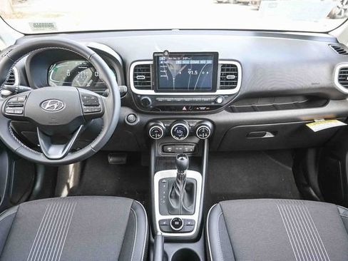 New 2026 Hyundai Venue SEL FWD image 15