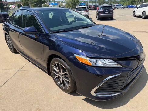 Certified 2022 Toyota Camry XLE w/ Cold Weather Package FWD image 7
