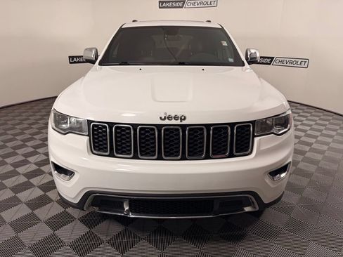 Used 2017 Jeep Grand Cherokee Limited AWD/4WD image 9