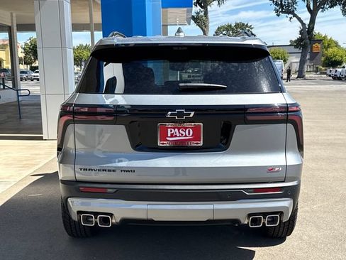 New 2026 Chevrolet Traverse Z71 w/ Enhanced Driving Package AWD/4WD image 5