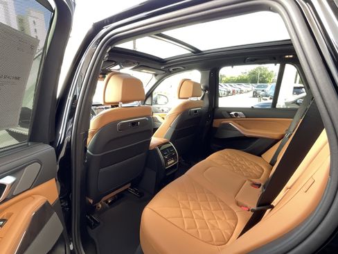 New 2026 BMW X5 xDrive40i w/ Climate Comfort Package image 24