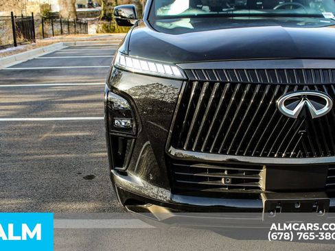 Used 2025 INFINITI QX80 Autograph image 11