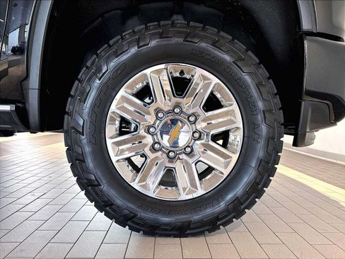 Used 2022 Chevrolet Silverado 2500 High Country AWD/4WD image 14