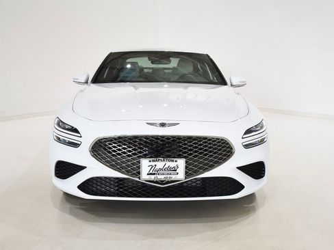 New 2025 Genesis G70 2.5T image 2