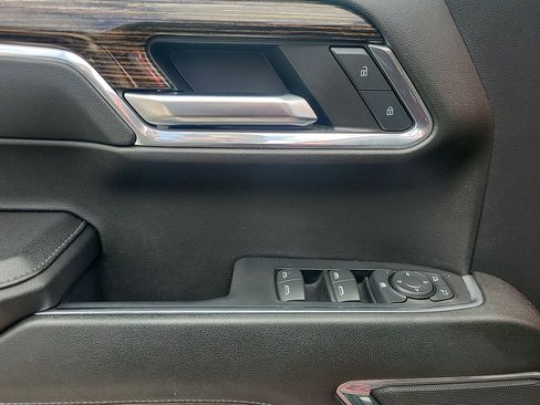 Used 2024 GMC Sierra 1500 Elevation image 19