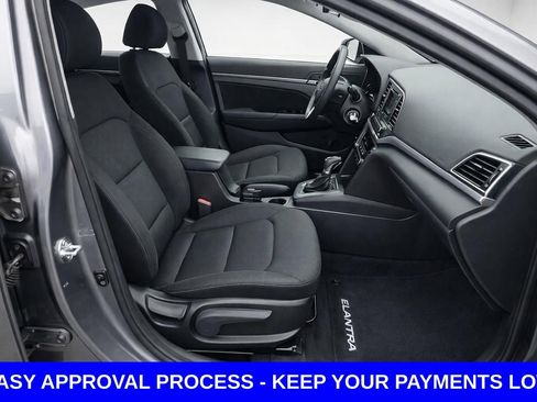 Used 2018 Hyundai Elantra SE FWD image 10