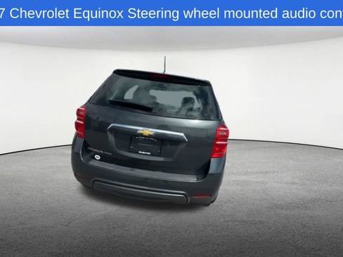 Used 2017 Chevrolet Equinox LS AWD/4WD image 8
