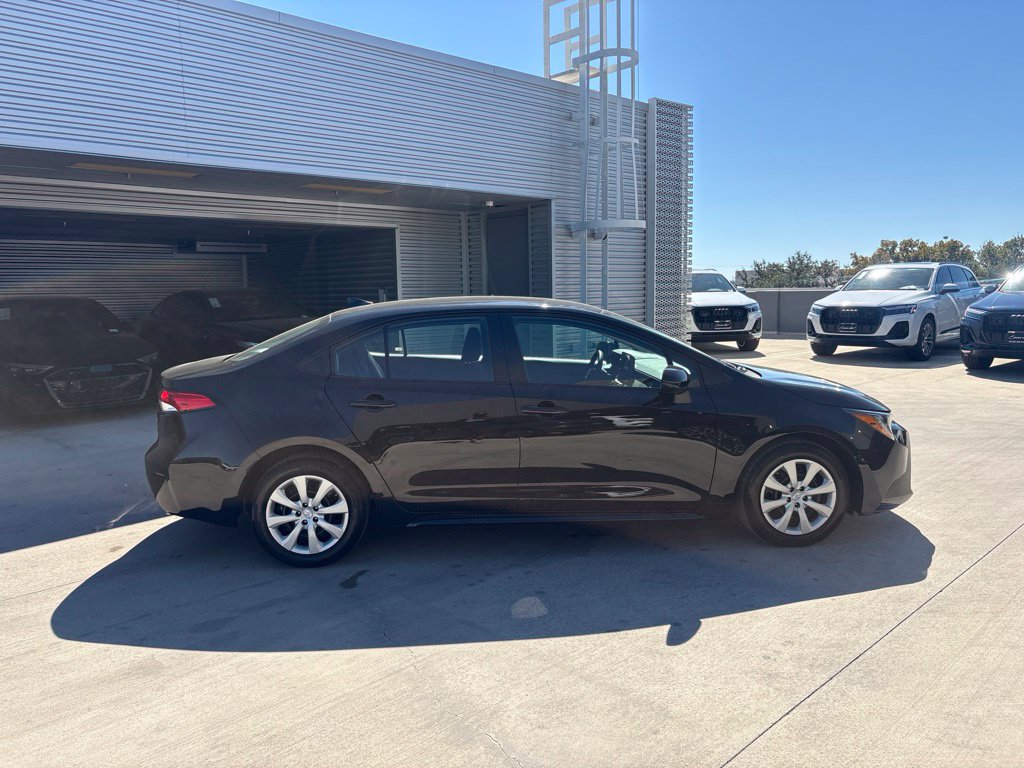 Used 2026 Toyota Corolla LE FWD image 7