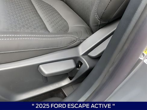 New 2025 Ford Escape Active w/ Cold Weather Package image 17
