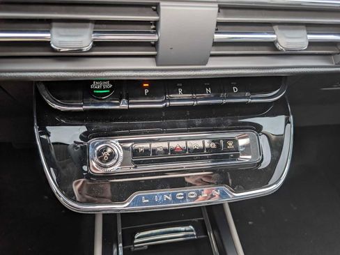 New 2026 Lincoln Corsair Premiere AWD/4WD image 25