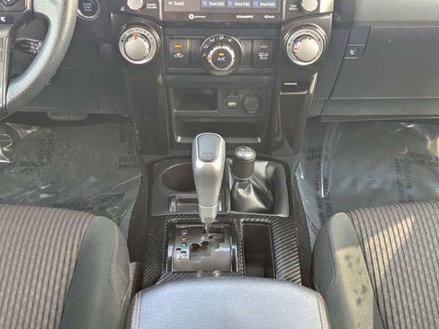 Used 2024 Toyota 4Runner TRD Off-Road image 18