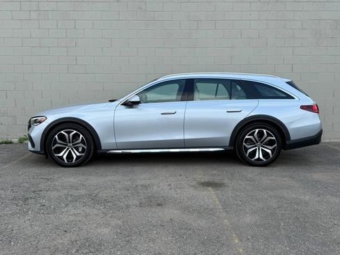 Used 2024 Mercedes-Benz E 450 4MATIC All-Terrain Wagon w/ Digital Light Package image 5