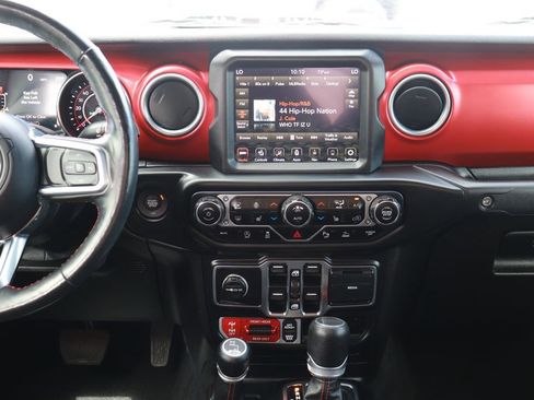 Used 2020 Jeep Gladiator Rubicon AWD/4WD image 14