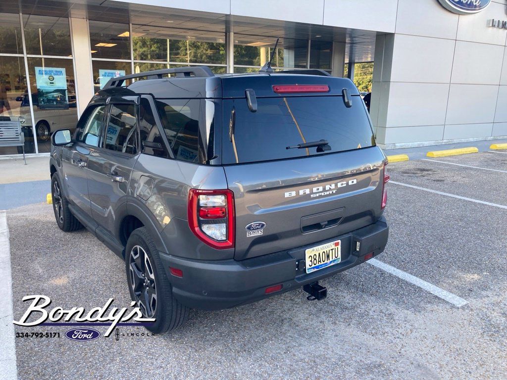 Used 2022 Ford Bronco Sport Outer Banks w/ Tech Package AWD/4WD image 3