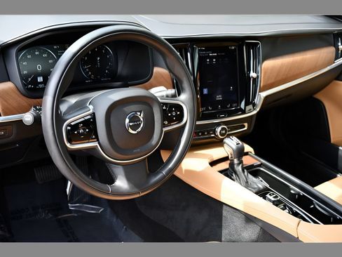 Used 2017 Volvo S90 T6 Inscription w/ Vision Package AWD/4WD image 13