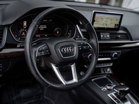 Used 2019 Audi Q5 2.0T Premium Plus w/ Premium Plus Package image 9