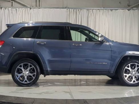 Used 2019 Jeep Grand Cherokee Limited image 9