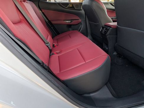 Used 2022 Lexus NX 250 FWD w/ Towing Package (2000 Lbs) image 20