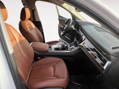 Used 2023 Audi Q7 3.0T Prestige image 15