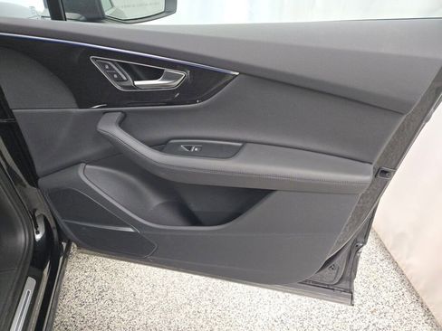 Used 2024 Audi Q7 3.0T Premium Plus image 6