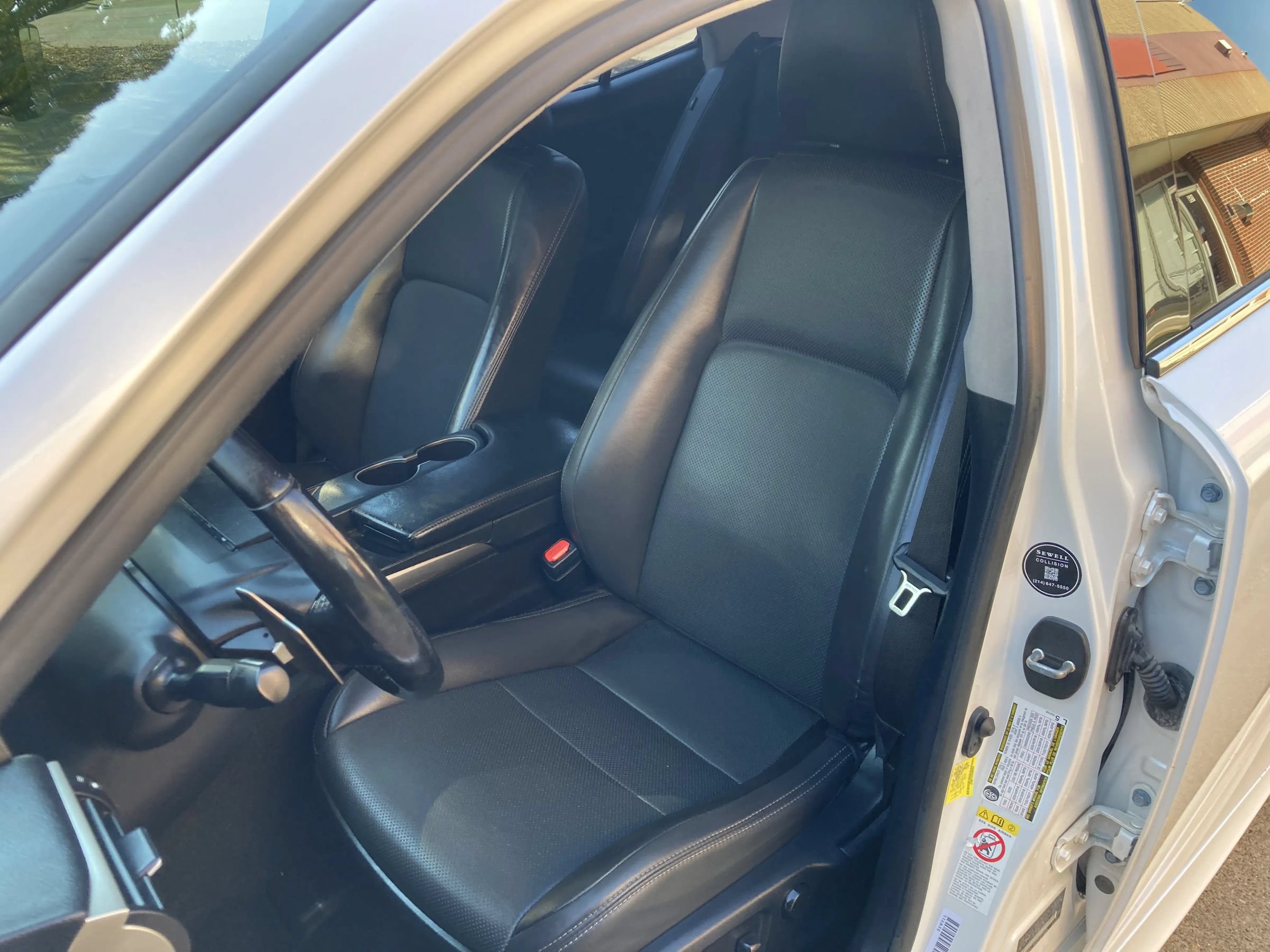 Used 2017 Lexus IS 200t RWD image 37