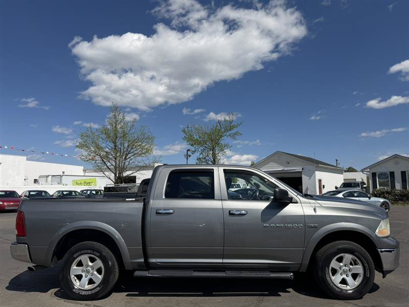 Used 2011 RAM 1500 Classic SLT w/ Remote Start & Security Group AWD/4WD image 5