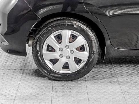 Used 2019 Nissan Versa Note SV image 31