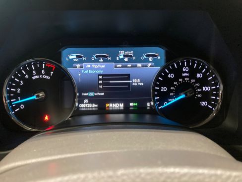 Used 2019 Ford Expedition Limited w/ Equipment Group 301A image 31