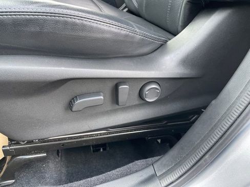 Used 2022 Subaru Forester Limited image 23