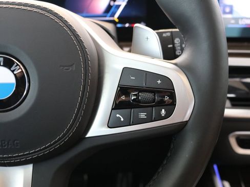 Used 2023 BMW X7 xDrive40i w/ M Sport Package image 53