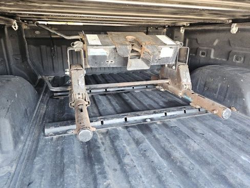 Used 2021 Chevrolet Silverado 1500 LTZ AWD/4WD image 26