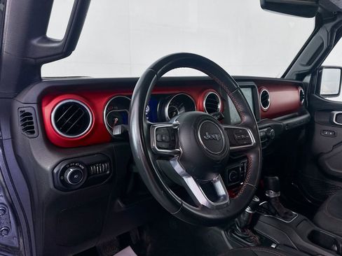 Used 2019 Jeep Wrangler Unlimited Rubicon AWD/4WD image 9