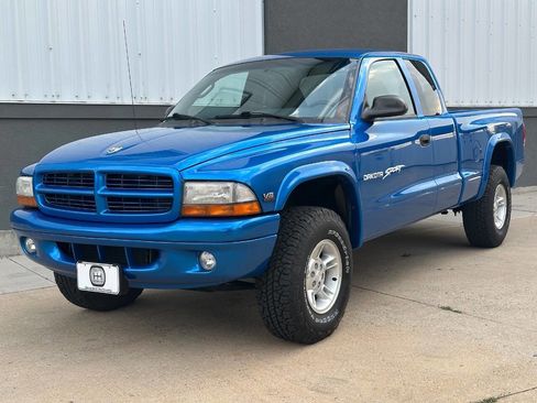 Used 1999 Dodge Dakota Sport image 4