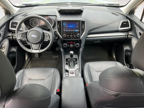 Used 2019 Subaru Forester Limited AWD/4WD image 12