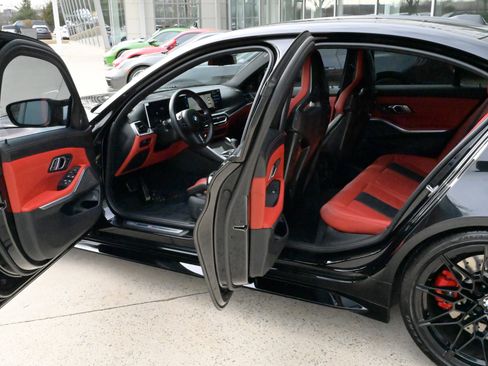 Used 2023 BMW M3 Competition w/ M Carbon Exterior Package image 34