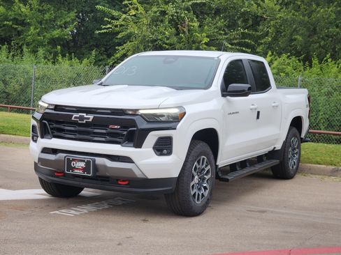 New 2026 Chevrolet Colorado Z71 image 2