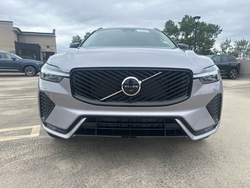 New 2026 Volvo XC60 B5 Plus w/ Climate Package image 2