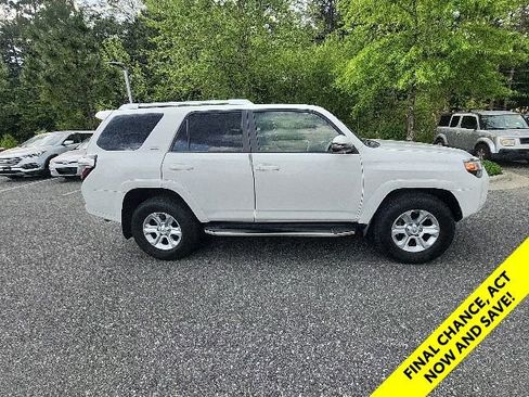 Used 2018 Toyota 4Runner SR5 Premium RWD image 15
