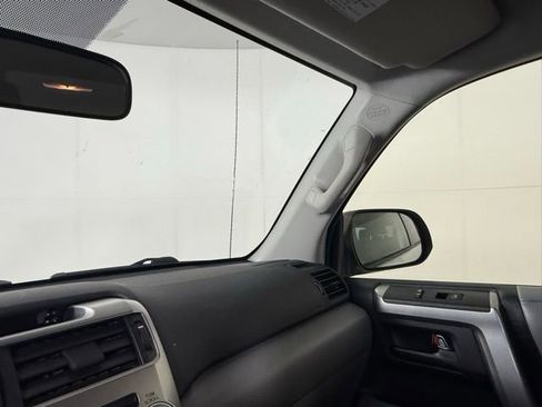 Used 2013 Toyota 4Runner SR5 RWD image 18
