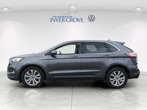 Used 2019 Ford Edge Titanium w/ Cold Weather Package AWD/4WD image 4
