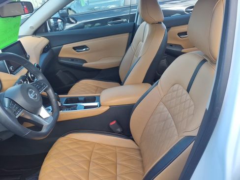 Used 2021 Nissan Sentra SV w/ SV Premium Package FWD image 7