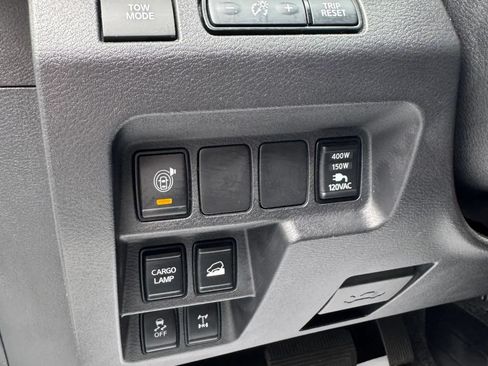 Used 2023 Nissan Frontier PRO-4X w/ Pro Convenience Package AWD/4WD image 25