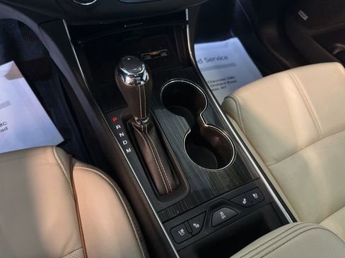 Used 2017 Chevrolet Impala Premier w/ Enhanced Convenience Package image 18