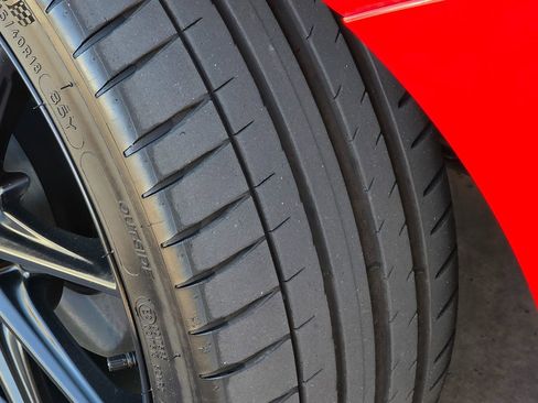 Used 2024 Toyota GR86 Premium image 19