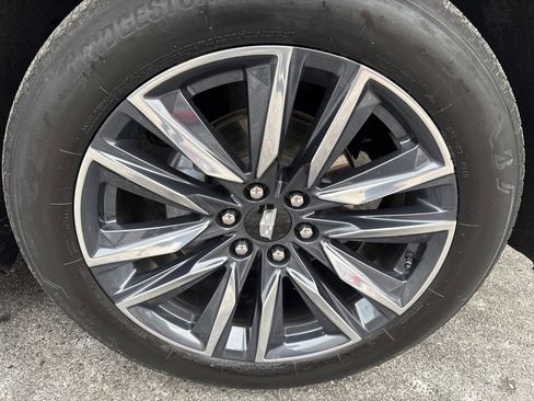 Used 2023 Cadillac Escalade Sport image 11