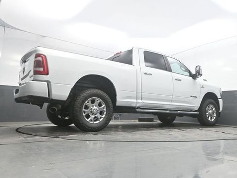 Used 2024 RAM 2500 Laramie AWD/4WD image 39