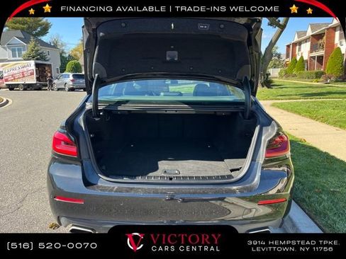 Used 2023 BMW 530e image 9