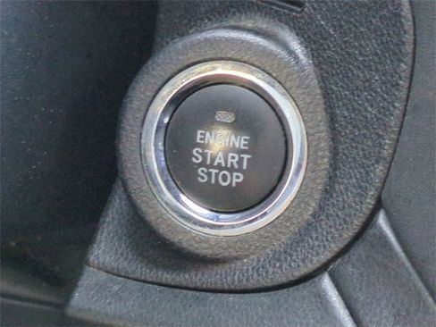 Used 2020 Subaru Outback Premium image 33