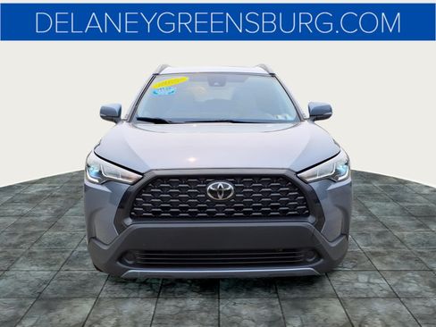 Used 2022 Toyota Corolla Cross LE w/ Moonroof Package AWD/4WD image 8